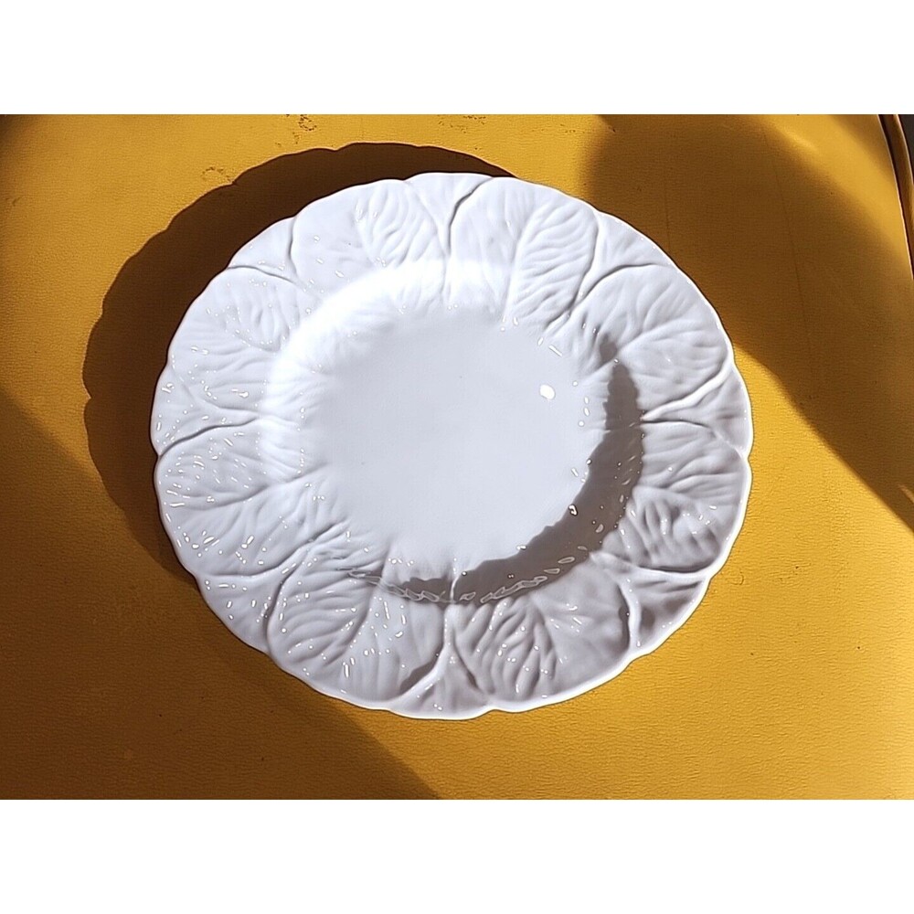Coalport Countryware 8" White Embossed Leaves Lucheon/Salad Plate 7 Set